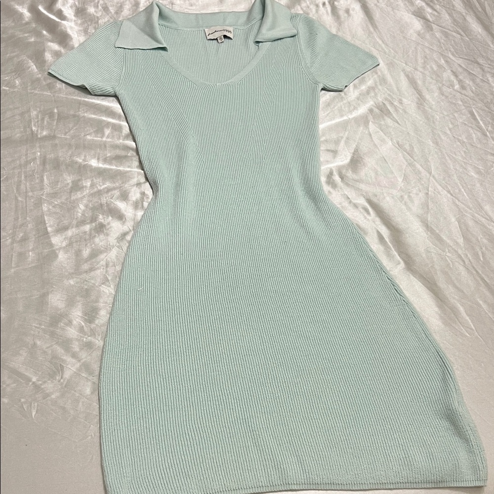 Hickey Freeman Light Green Ribbed Mini Dress
